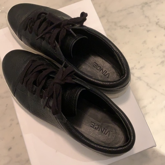 Vince - Afton Black Leather Lace Up Low-Top Sneaker - Picture 7 of 9